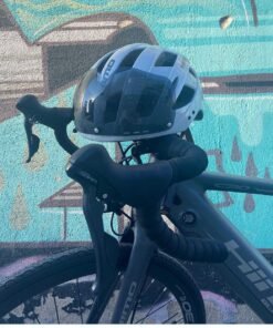 Casque vélo VTT avec visière et LED