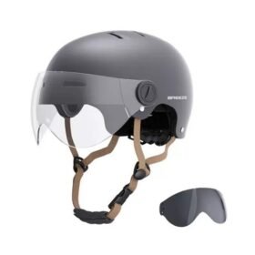 Urban bike or scooter helmet with visor for men and women
