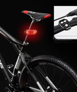 Feu Arrière Intelligent avec Clignotants et Klaxon Intégré