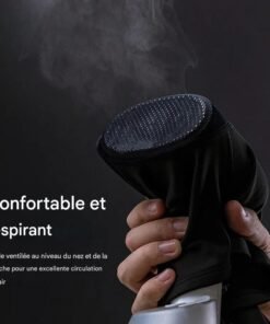 Gros plan sur la texture douce de la doublure polaire thermique de la cagoule.